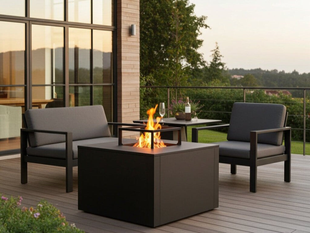 Lägereldsgrill i svartlackerat stål CUBY – 60 × 60 × 40 cm