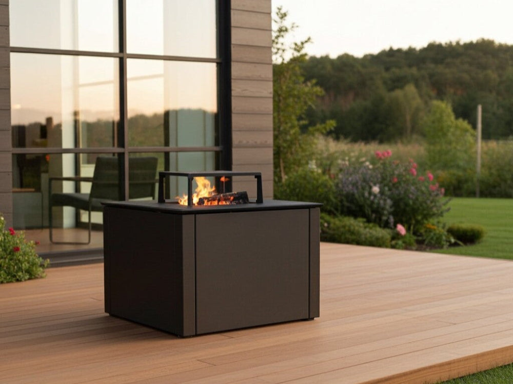 Lägereldsgrill i svartlackerat stål CUBY – 60 × 60 × 40 cm